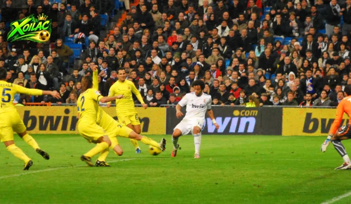 Ảnh tư liệu Real Madrid gặp Villarreal trong một trận LaLiga cũ